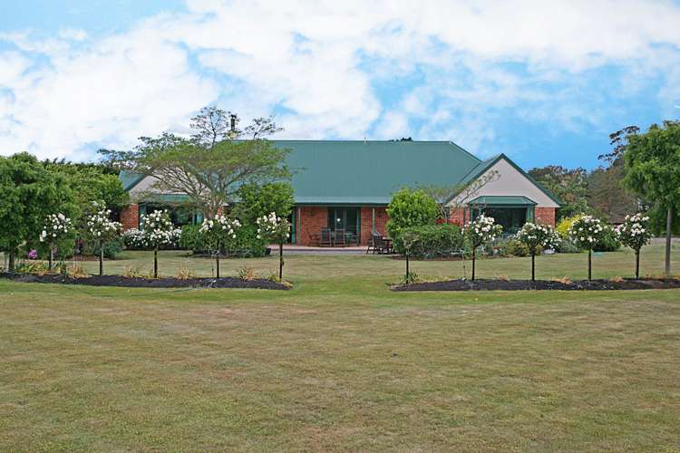 2/135 Johnson Road West Melton_16