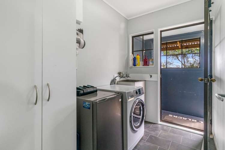 21 Greenfield Road Pollok_20