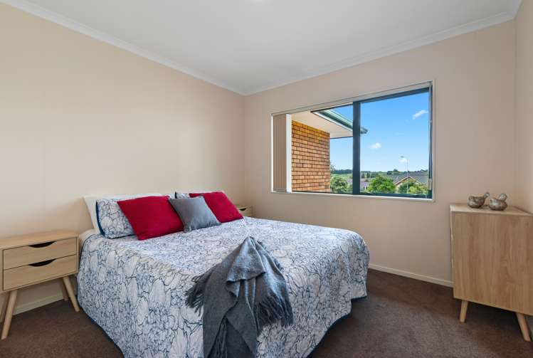 13 Guernsey Place Grandview Heights_10