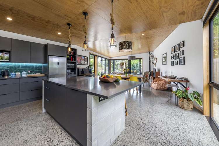 59 The Circle Manly_5