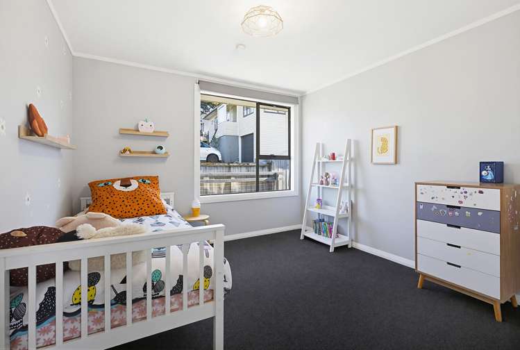 16 Tuki Street Titahi Bay_13