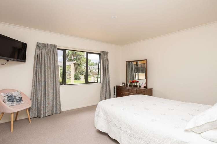 64C Gregg Street Dannevirke_16