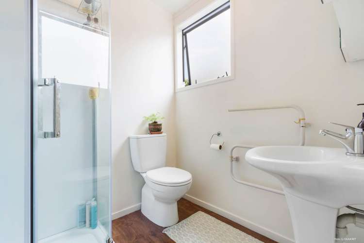 2/11 Smale Street Point Chevalier_5