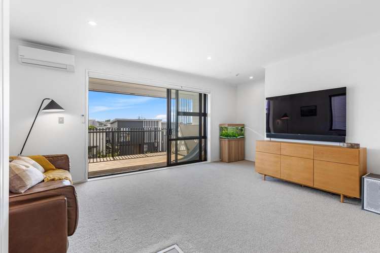16 Raranga Lane Hobsonville_6