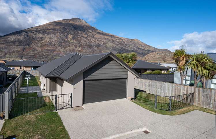 8b Judge And Jury Drive Dalefield/Wakatipu Basin_15