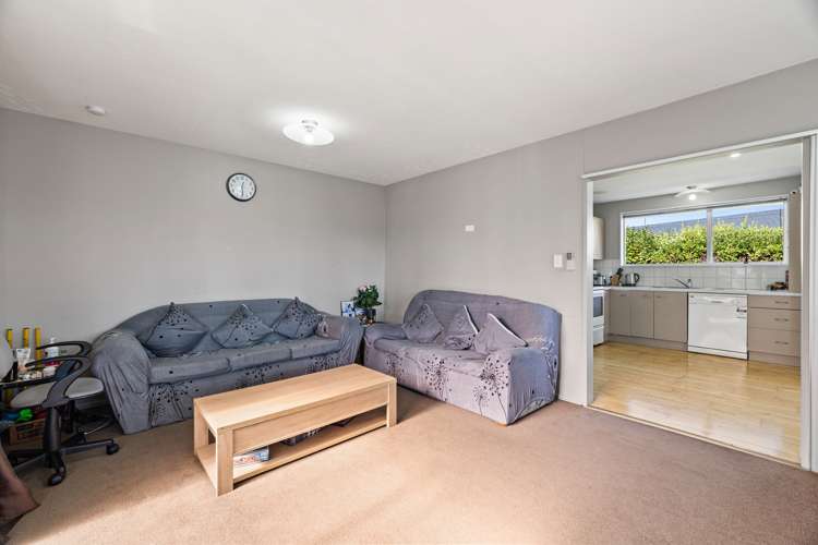 12 Karnak Crescent Russley Christchurch City Houses for Sale