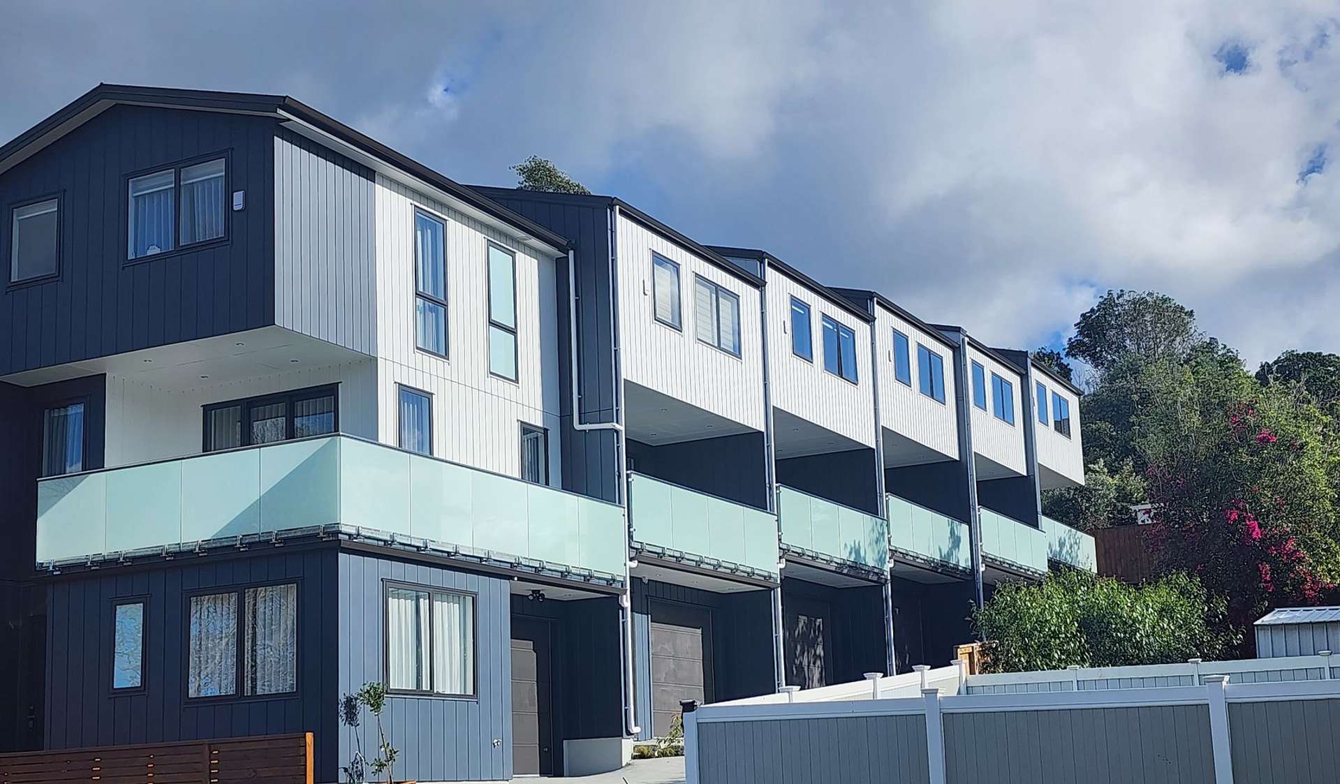 22E Totaravale Drive Totara Vale_0