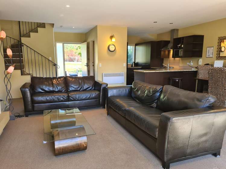 17/1 Beauchamp Place Lake Tekapo_5