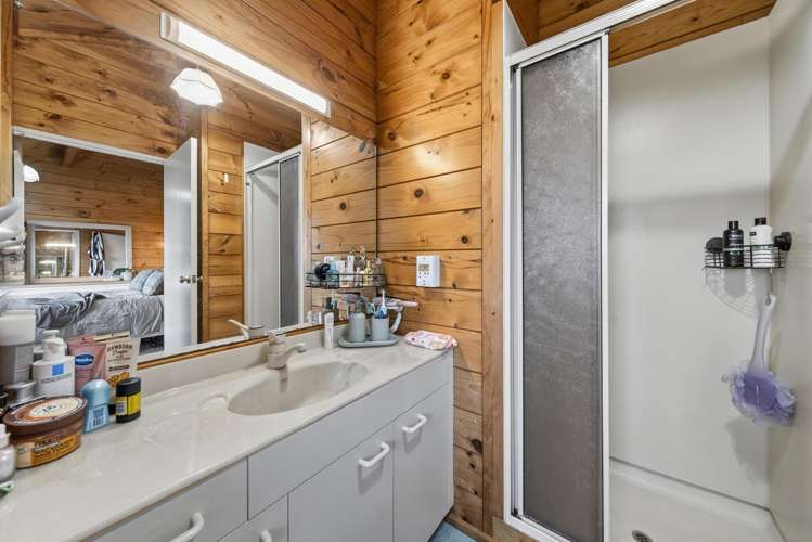 23 Russell Crescent Western Heights_15