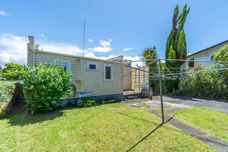 6 Staveley Avenue Mt Roskill_7