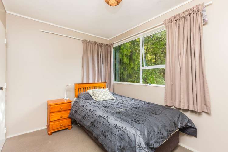 15 Karapiti Place Glen Eden_9