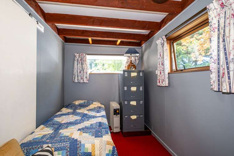 14 Beach Road East Elgin_10