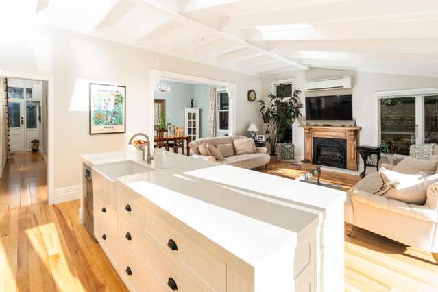 8 Carrington Street Mount Cook_4