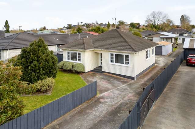 124 Rifle Range Road Dinsdale_1