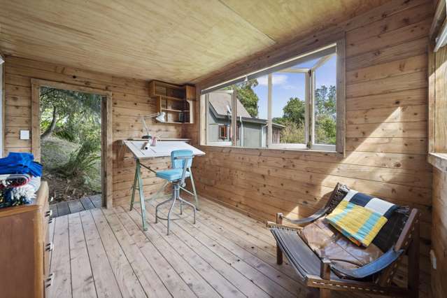 33d Landing Road Titirangi_4