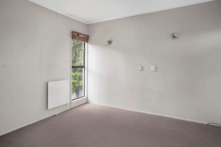 28 Mayall Avenue Beach Haven_15