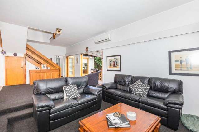 16 Sorrel Crescent Bucklands Beach_3