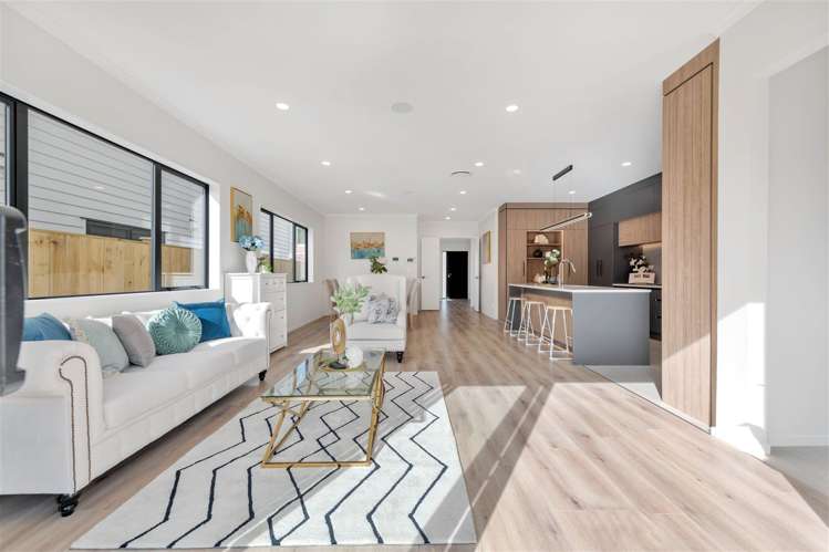 9 Tullymore Drive Flat Bush_6