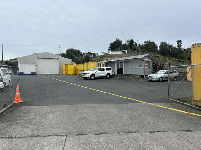 Modern Warehouse, Office & Security - Port