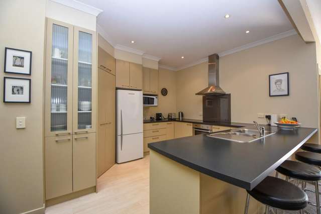 26 Deller Drive Carterton_4