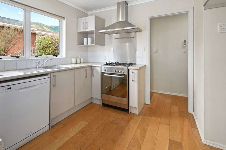 19 Selbourne Avenue Richmond_8