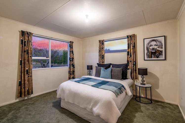 83 Racecourse Road Glengarry_17