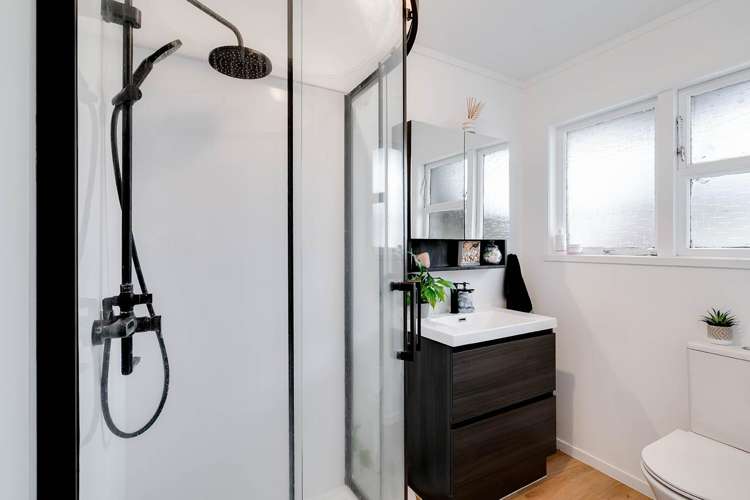 8 Margaret Place Deanwell_10