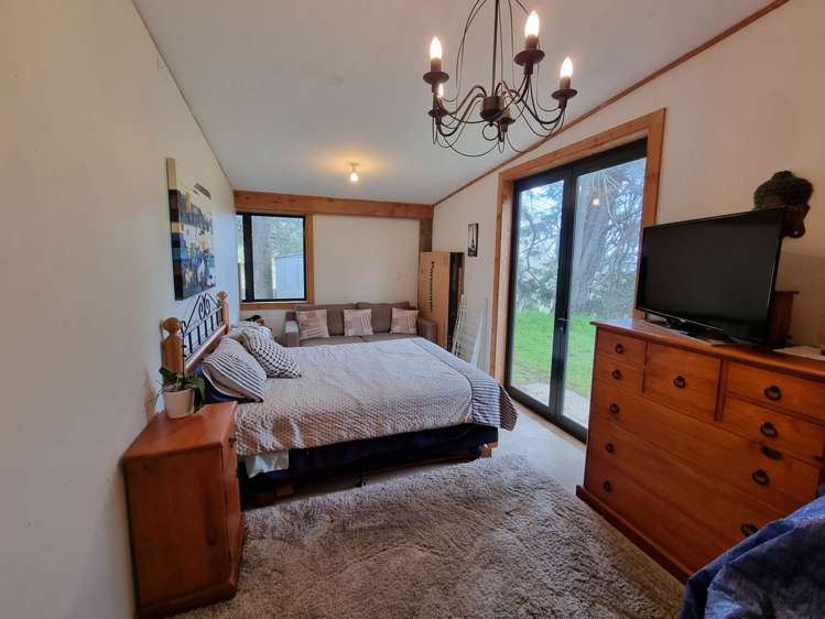 144 Ara-Kotinga Whitford_7