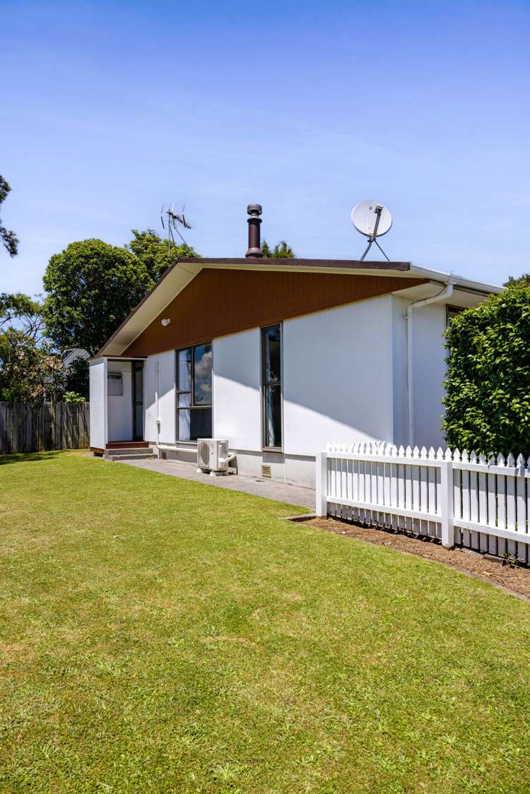 7 Lindaver Grove Merrilands_39