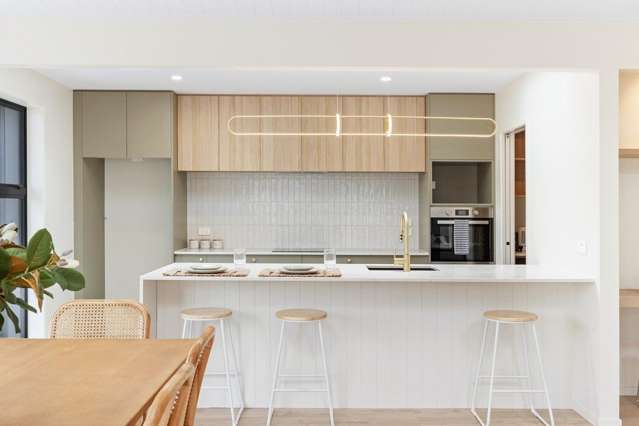 4 Piwaiwaka Lane Ramarama_1