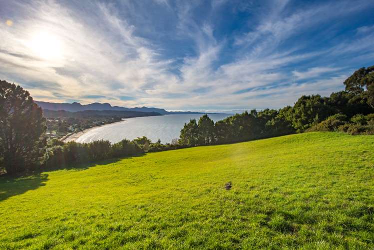 82 Lookout Road Parapara_11