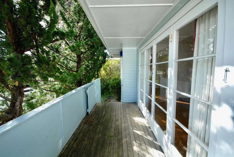 64 Selwyn Cres Forrest Hill_5