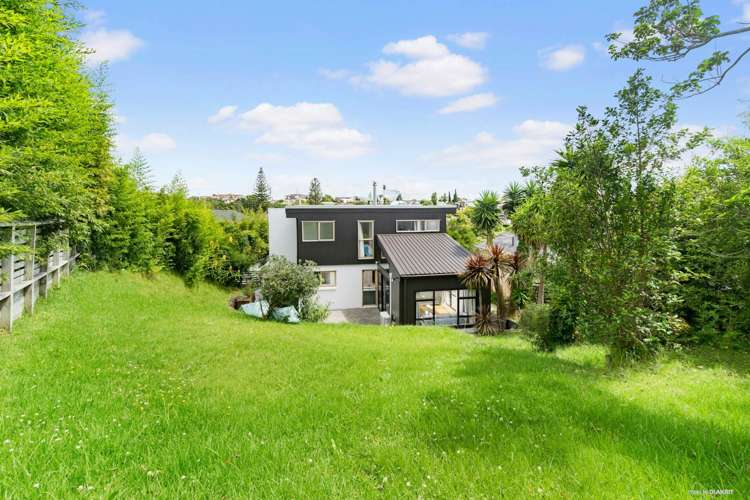 2/5 Hogans Road Glenfield_16