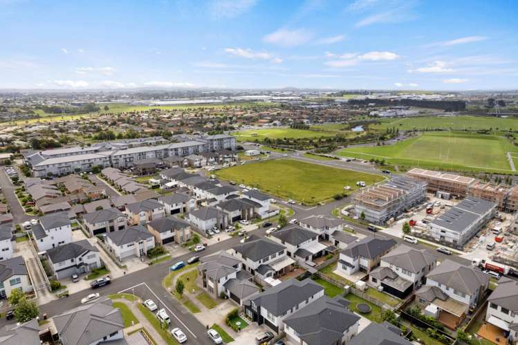 19 Quattro Avenue Flat Bush_23