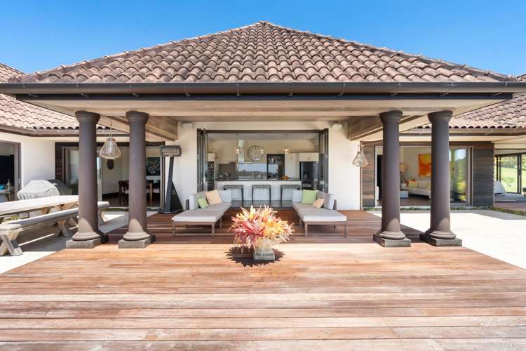 568A Whitford Road_4