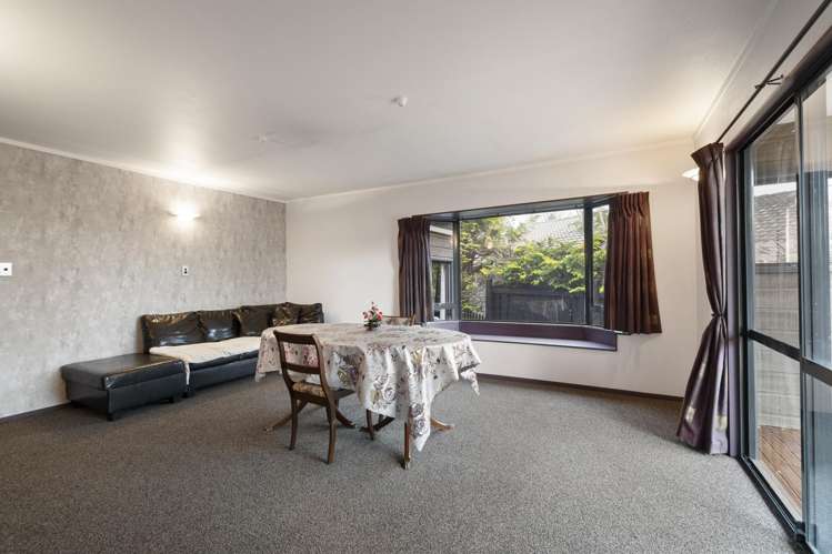 20 Springdale Grove Fitzherbert_8
