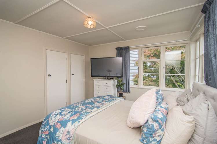 11 June Street Highfield_11