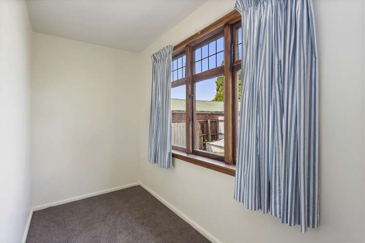 70 Neill Street Hornby_9