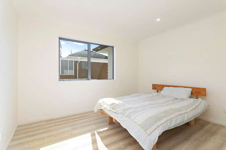 2/571 Richardson Road Mount Roskill_9