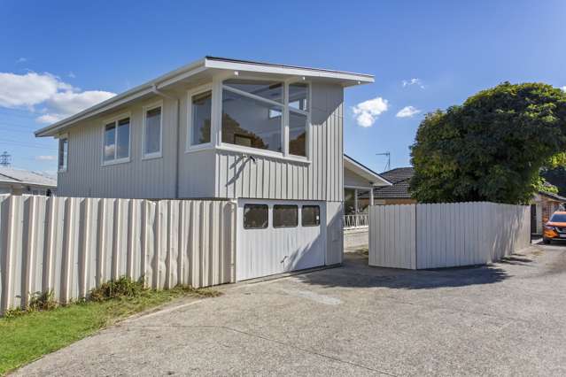 15 Edgewater Drive Pakuranga_2