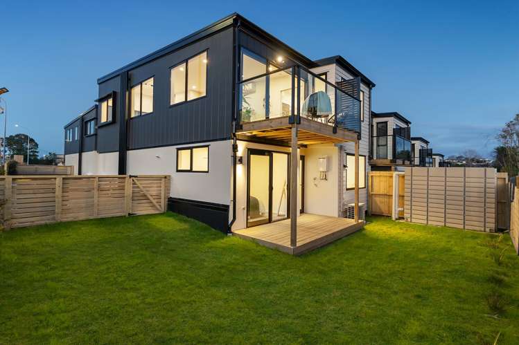 935B Whangaparaoa Road Manly_16