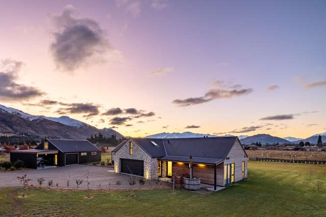 12 Little Orchard Way Wanaka_1