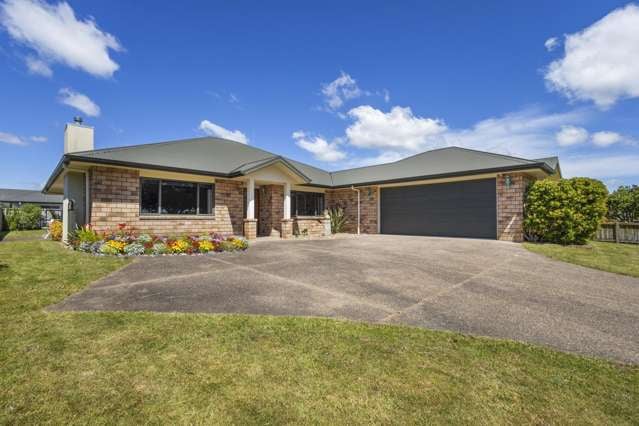 Family Home with Greenbelt Views