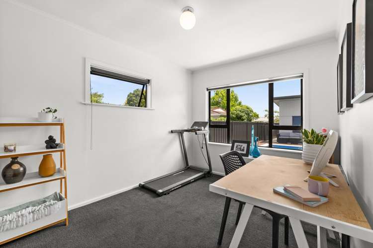 35 Flanders Avenue Onekawa_8