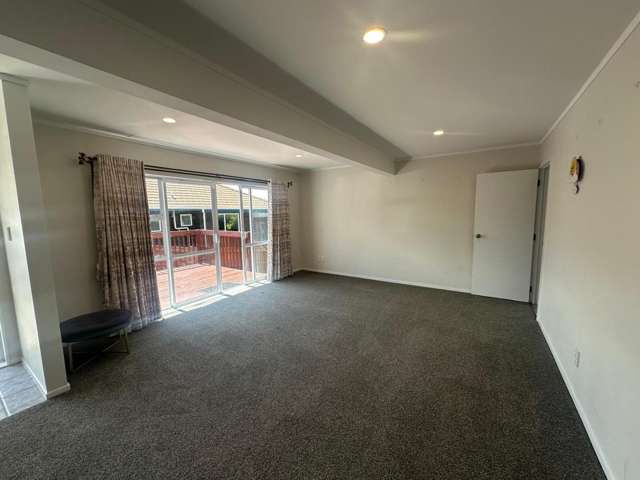15A Te Atatu Road Te Atatu South_3