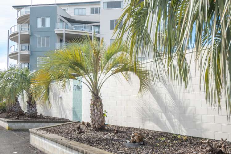 18/90 Customhouse Street Gisborne_26