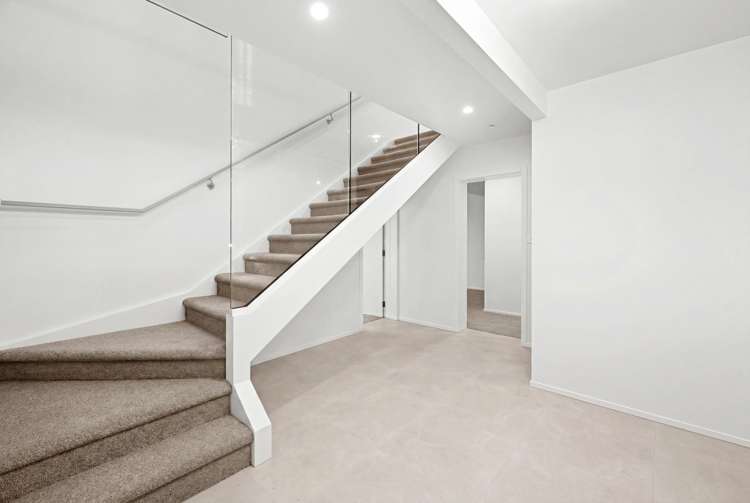 801 River Road Chartwell_24