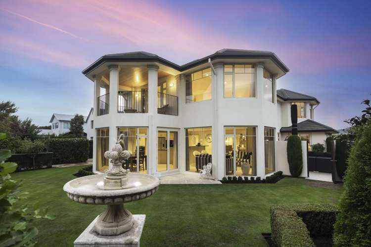 49 Lexington Place Shirley_37