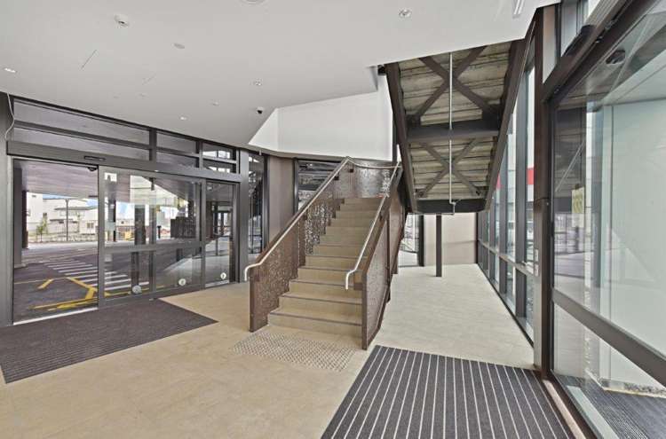 211 Ormiston Road Flat Bush_8