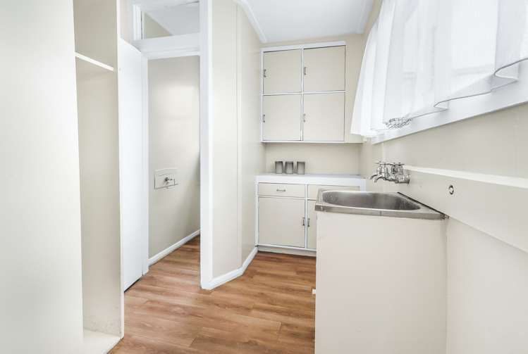 11 Frances Street Hamilton East_17